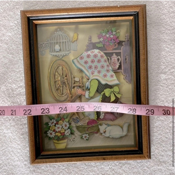 Vintage Teri-Tots Spinning Wheel Paper Tole 3D Art - Picture 6 of 8